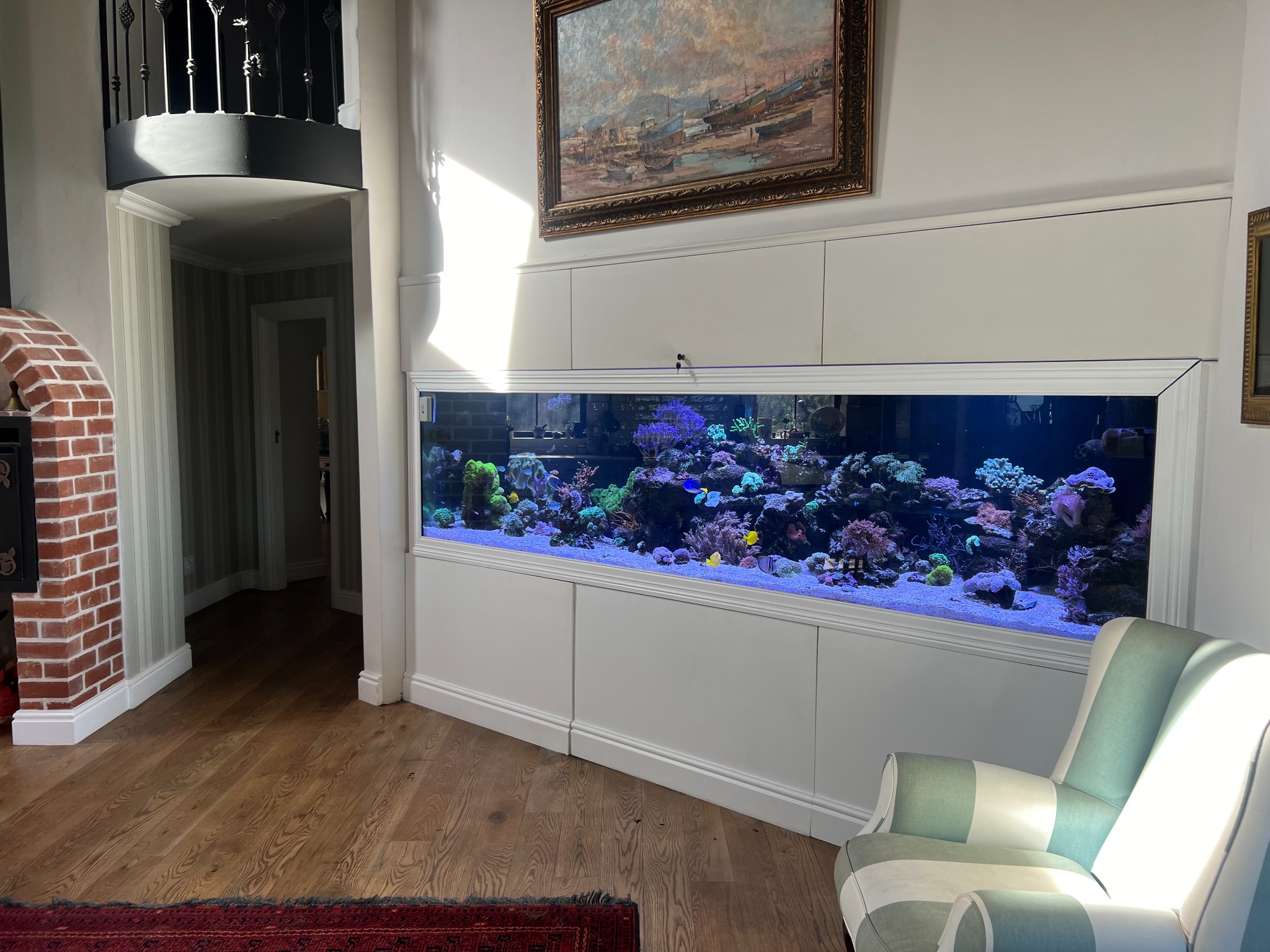 Built-in aquarium